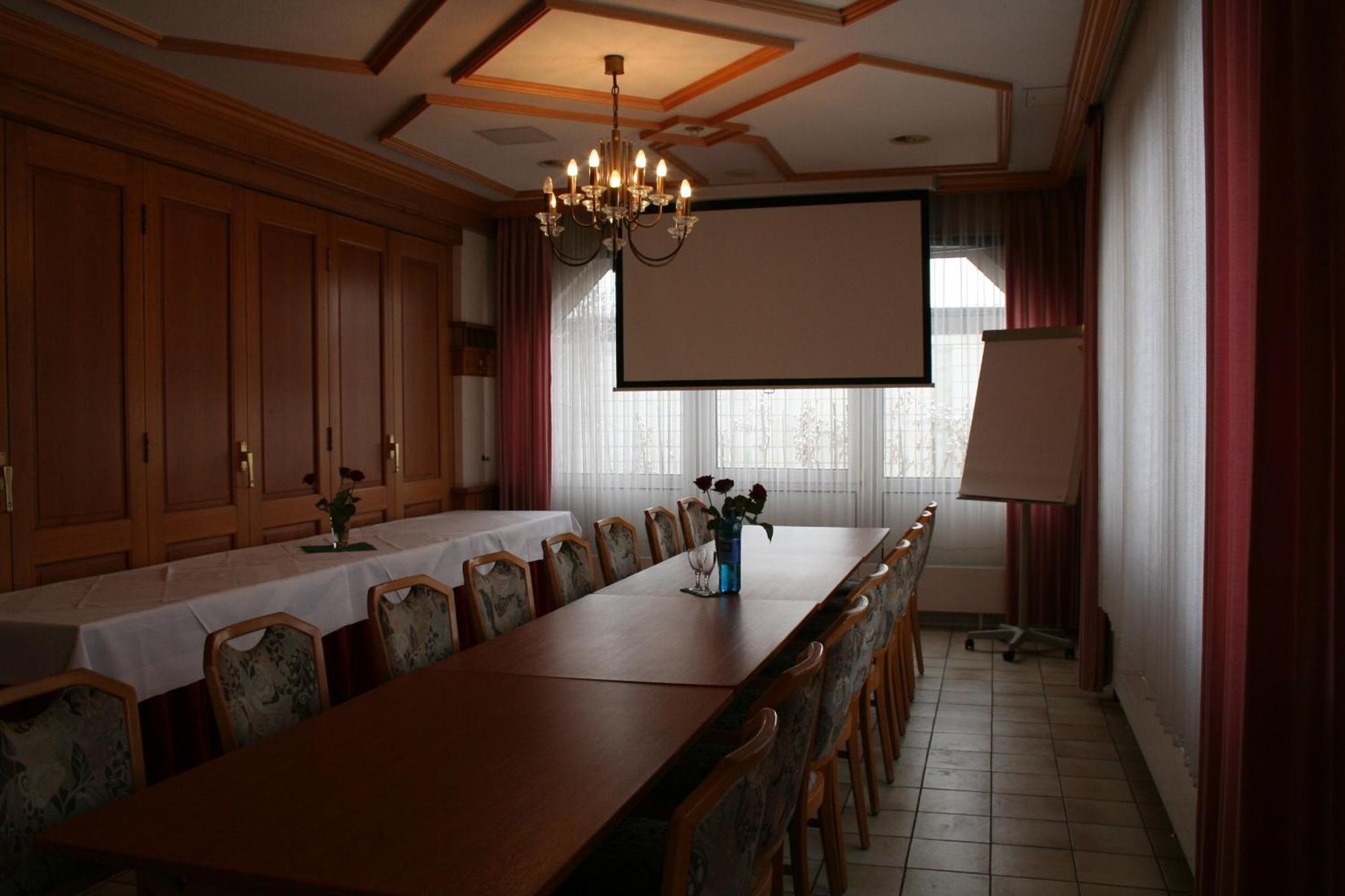 Hotel Shawi Эрцхаузен Экстерьер фото